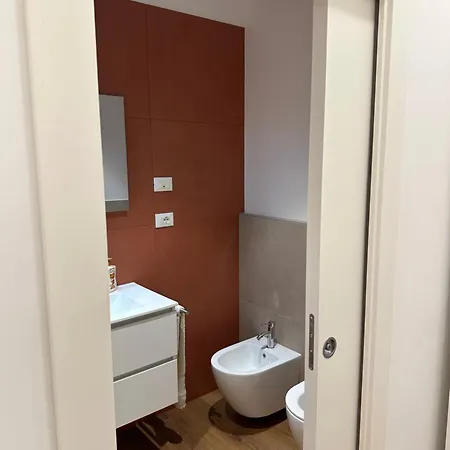 شقة El Bombet Il Tuo Rifugio Fra Charme E Comfort Nel Cuore Di Fra Filmfestival, Festival Dell'economia E Dello Sport