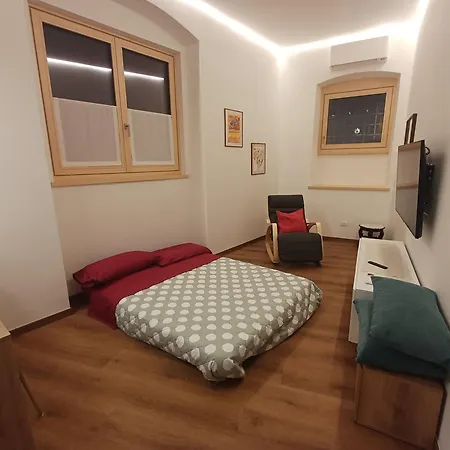 El Bombet Il tuo rifugio fra charme e comfort nel cuore di Trento a 2 passi dai Mercatini di Natale Appartamento